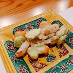 和食と和酒 おがた - ⚫太刀魚と空豆のかき揚げ