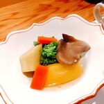 和食と和酒 おがた - ⚫茸と野菜の煮浸し