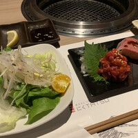 近江うし 焼肉 にくTATSU 青山本店 - 