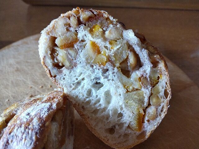 ちゅちゅたんの楽しい毎日:自家製酵母パン「PuKuPuKu」へ』by