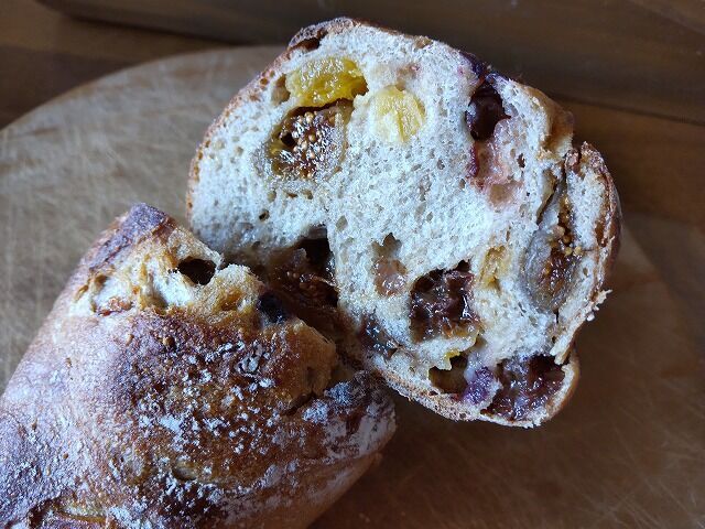 ちゅちゅたんの楽しい毎日:自家製酵母パン「PuKuPuKu」へ』by