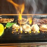 焼肉酒場 広島ホルモン楓 - お肉焼いてます<前半>(2021.1月)