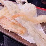 天ぷらとワイン 小島 - 天ぷらたまご、しっぽ付き、海老、穴子