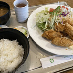 Kaede - カキフライ定食