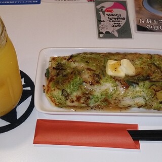 どんどん焼きカフェ カシワヤ_1