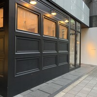 La Cime - オフィス街の中にある