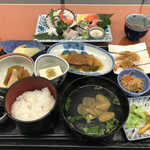 魚万 - 税込１６５０円　地元っちーもビックリ！