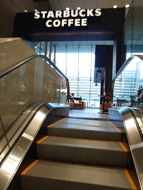 スターバックス コーヒー Jr東京駅日本橋口店 Starbucks Coffee 東京 カフェ 食べログ