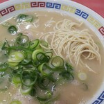 とんとん - ラーメン(税込)700円の麺の状態 (2021.01.30)