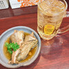 居酒屋樽八 - ハイボール(¥380)とお通しの煮魚