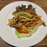 中華キッチン彩家 - 肉細切り炒め(ランチコースより)