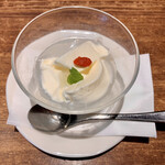 中華キッチン彩家 - 杏仁豆腐(ランチコースより)