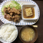 居喰処 光 - 2021/01/30
            本日のランチ 油淋鶏定食 500円