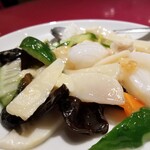 横浜中華街 中國上海料理 四五六菜館 - 三種海鮮の塩炒め。
