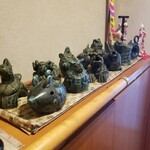 茶寮 吉芳 - 玄関の置物②