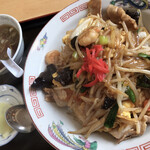 あじ福	 - 元祖あじ福 中華ちらし スープ 漬物付き