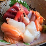 開山 - このお刺身の量が凄いのだ！