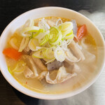 自家製麺 名無し - 「もつ煮 小」200円税込み