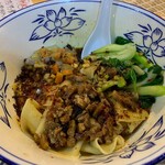 王楽園  - GSのビャンビャン麺大①