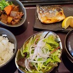 ごはんとわたし - わたしの定食1850円税込也！