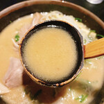 玄屋 - 酒粕拉麺のスープリフト！