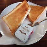喫茶レストラン　フラミンゴ - トーストのセット（500円）