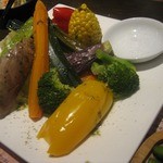 kanamarunouenyasaiizakayarungoka-nibaru - 野菜の盛り合わせ