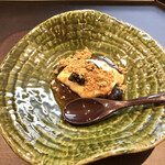 天風楽・ブランド松葉蟹 松屋町 青天 - 豆乳葛菓子　自家製黒豆添え