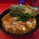 家系総本山 ラーメン 吉村家 - 