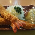 まるは食堂 - エビフライは尻尾まで食べる派！