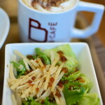 ビー カフェ - サラダ