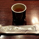 Binchou Tanyakiniku To Shabu Shabu Kotora - 食後のお茶とおしぼり