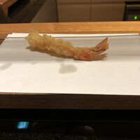 てんぷら膳 - 蝦天。1本目はややレアめ、2本目はしっかりめ。わたしはしっかり目が大好きでした。