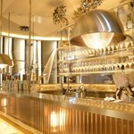 ビストロカラト - キラキラした店内