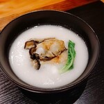 炭火割烹 白坂 - ⚫焼き牡蠣　聖護院かぶのすり流し