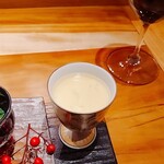 炭火割烹 白坂 - 白魚の茶碗蒸し　梅酢餡