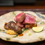 鳥田中 - 窒息鴨のロースト　抱き身と心臓　粒辛子　バルサミコ