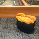 匠 進吾 - 北海道噴火湾のバフンウニ