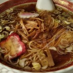 Eiriyuu - 澄みきったスープに細麺のスタイル、好きですね。