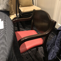 故宮 - 子ども用椅子を用意してもらいました