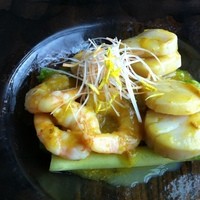 中国料理 「チャイナブルー」 コンラッド東京 - 芝海老、帆立貝の上海蟹味噌ソース炒め 季節野菜と共に