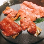 西麻布 焼肉 X - 