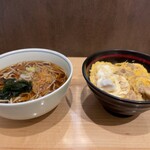 石臼挽き蕎麦とよじ - 親子丼セット600円