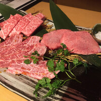 近江うし焼肉 にくTATSU 銀座店 - 