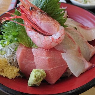 ひたちなか 大洗でおすすめの美味しい海鮮丼をご紹介 食べログ ひたちなか 大洗でおすすめの美味しい海鮮丼をご紹介 食べログ