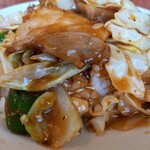 台北榕園 - 回鍋肉飯、甜麺醤の風味なし、中華飯風、辛さもない、私のイメージしていた回鍋肉飯とはちゃうな