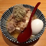 肉豆冨とレモンサワー 大衆食堂 安べゑ - 肉豆腐(白)