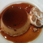 絶妙な柔らかさのプリン