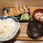 肉汁餃子のダンダダン - 