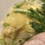 本丸亭 - ワンタン入り